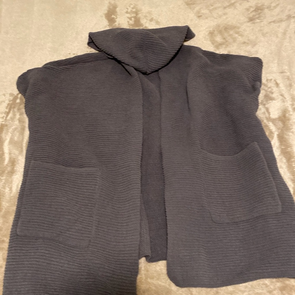 Aerie gray hooded cardigan, size small/medium